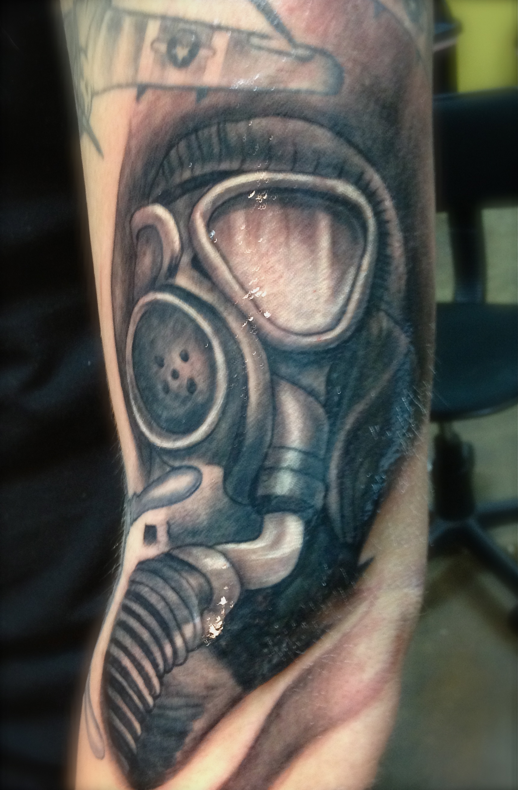 gas mask tattoo sketch